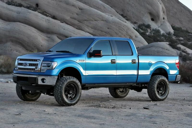 Fabtech 2014 Ford F150 4WD 6 Zoll Perf Sys mit Dlss 2,5 C/O Resi & Rr Dlss