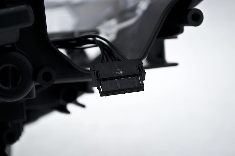 Hella 2011 Bmw 5Ser Sdn F10 W/Ahl - Scheinwerfer Rechts Xen