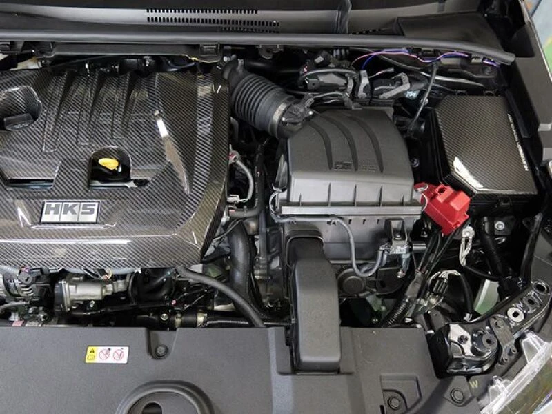 HKS Dry Carbon Fuse Box Cover für 2023+ Toyota GR Corolla