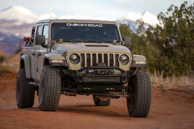 DV8 Offroad 18-23 Jeep Wrangler JL / 20-23 Jeep Gladiator JT FS-7 Mid-Width Winch Front Bumper