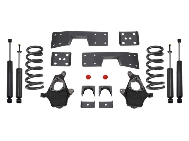 MaxTrac 99-06 GM C1500 2WD V8 3in/5in Lowering Spindle Kit