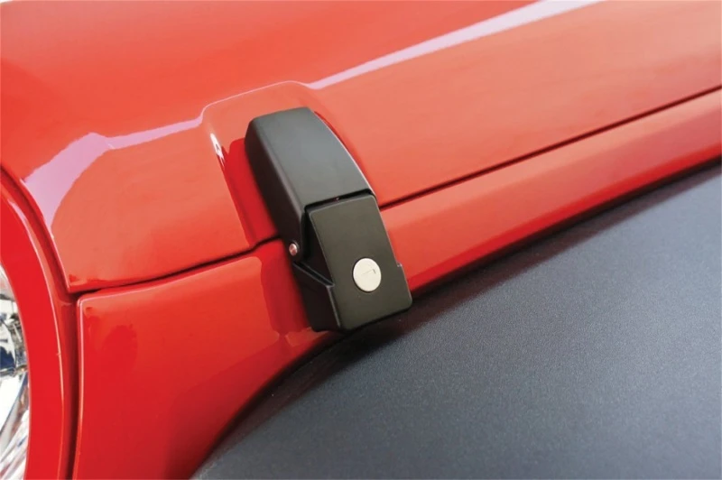 Rampage Verriegelbare Haubenstifte für 2007-2018 Jeep Wrangler (JK)