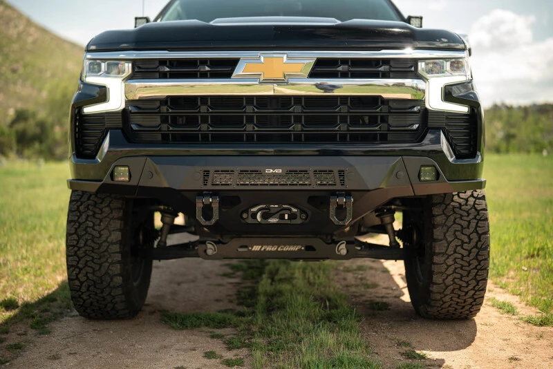 DV8 Offroad Frontstoßstange mit Seilwinde für 2022+ Chevrolet Silverado 1500