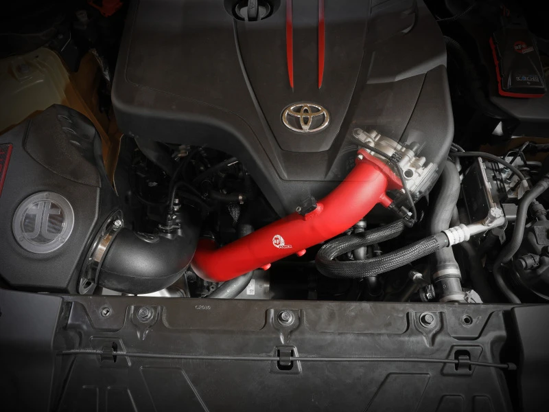 aFe BladeRunner Red 2-3/4 Zoll Aluminium-Ladungsrohr 2021 Toyota Supra GR (A90) I4-2.0L (t) B48