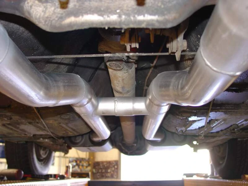Flowmaster 67-70 Mustang American Thunder Thru Valance Exhaust System