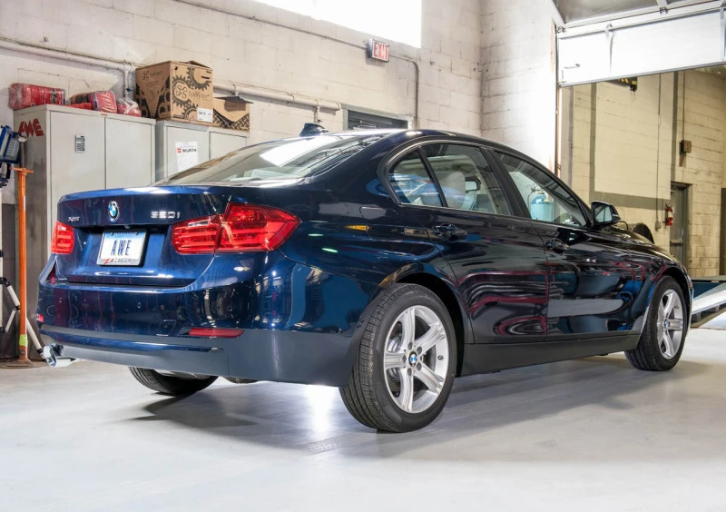 AWE Tuning BMW F30 320i Touring Abgasanlage & Performance Mittelrohr - Chromsilber Spitze (102mm)