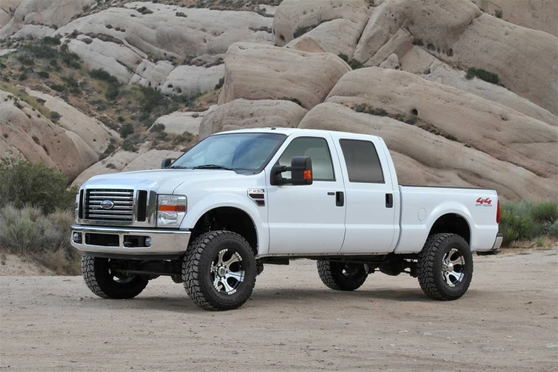 Fabtech 08-16 Ford F250/350/450 4WD 8-Lug 4 Zoll Budget-System - Komponentenbox