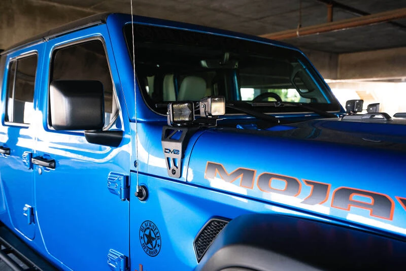 DV8 Offroad Dual Pod Light Mounts für Jeep JL 392 & Jeep JT Mojave Edition