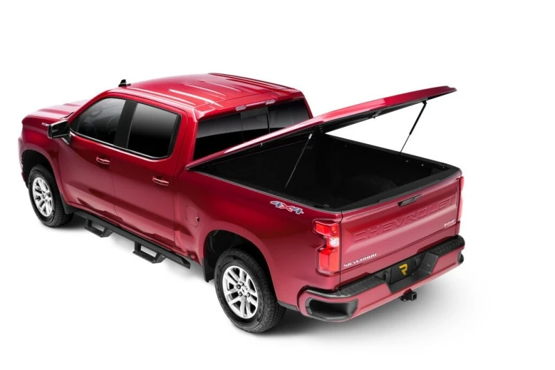 UnderCover LUX Pritschenabdeckung für 2019–2023 Chevrolet Silverado 1500 5,8ft – Satin Steel Metallic