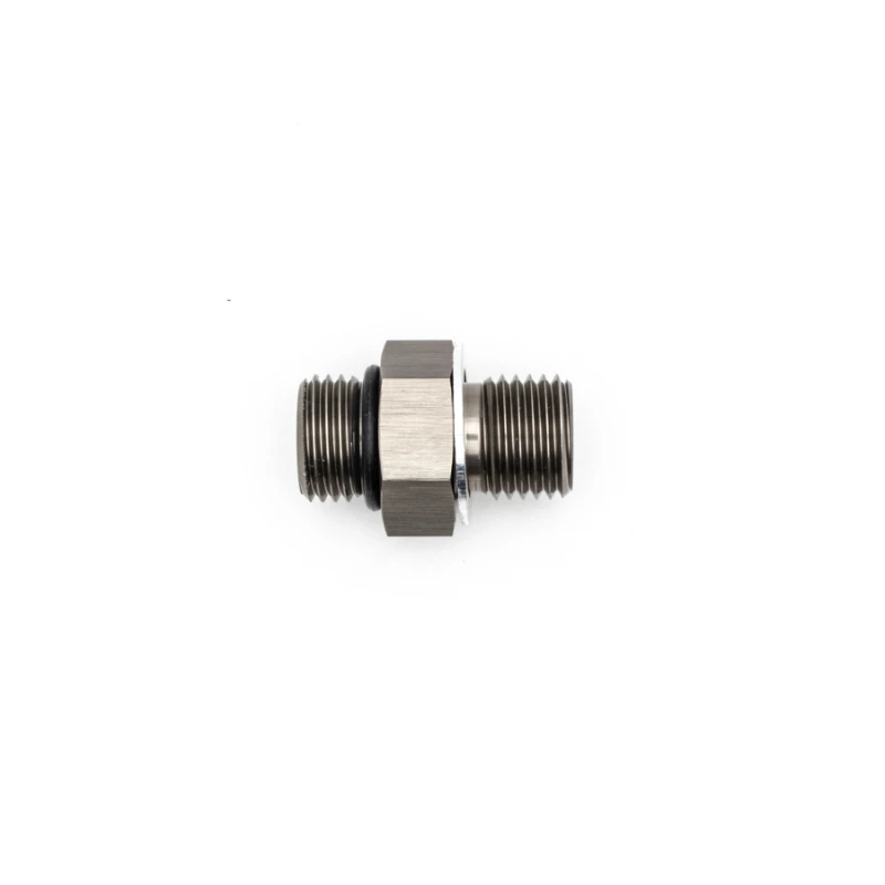 DeatschWerks 6AN ORB-Männlich auf 14 x 1,5 Metrisch-Männlich (inkl. O-Ring und Crush-Washer)