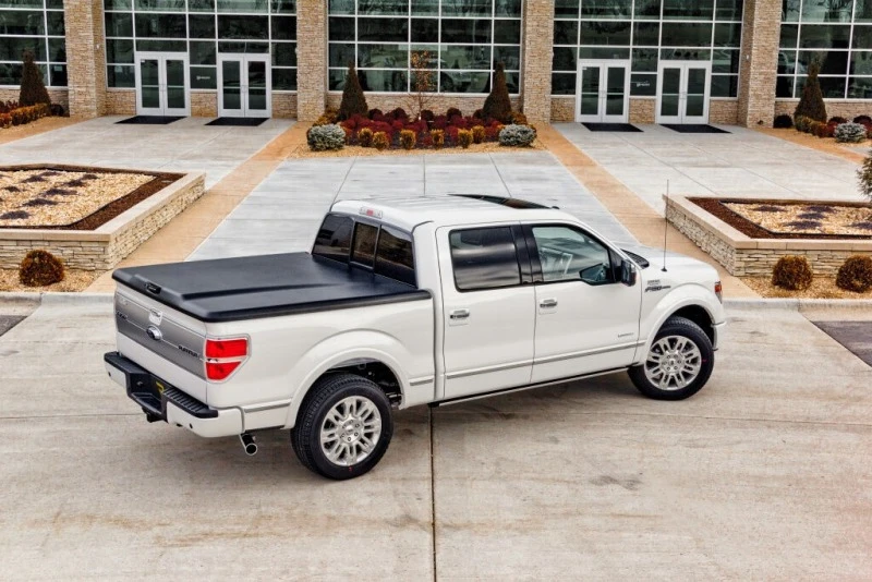 UnderCover Elite Tonneau-Abdeckung für 2021–2024 Ford F-150 6' 7"
