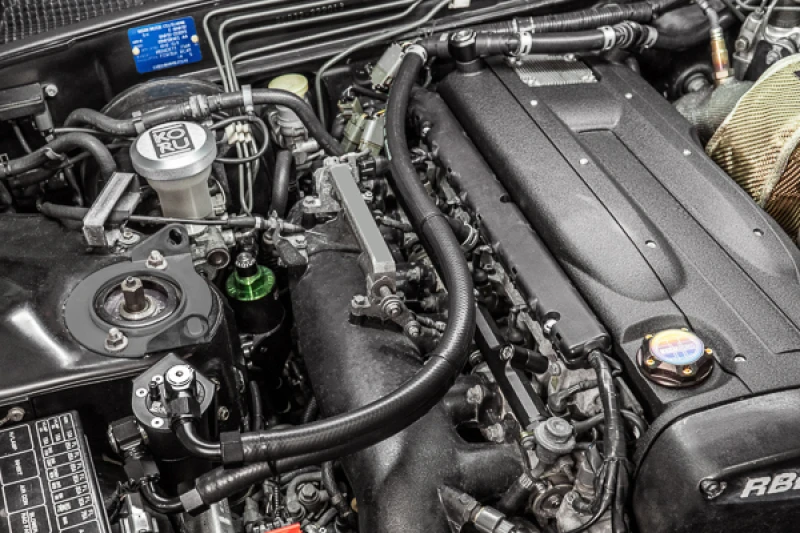 Radium Engineering Doppel-Fangbehälter-Kit Nissan R32 Skyline GT-R Fluid Lock