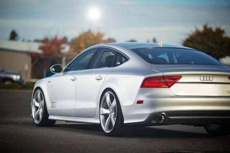 AWE Tuning Audi C7 A7 3.0T Touring Edition Auspuff - Dual Outlet Diamant-Schwarz Spitzen