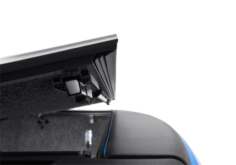 UnderCover Ultra Flex Pritschenabdeckung für 2019–2024 Ram 1500 6,4ft ohne RamBox ohne Multifunktions-Heckklappe