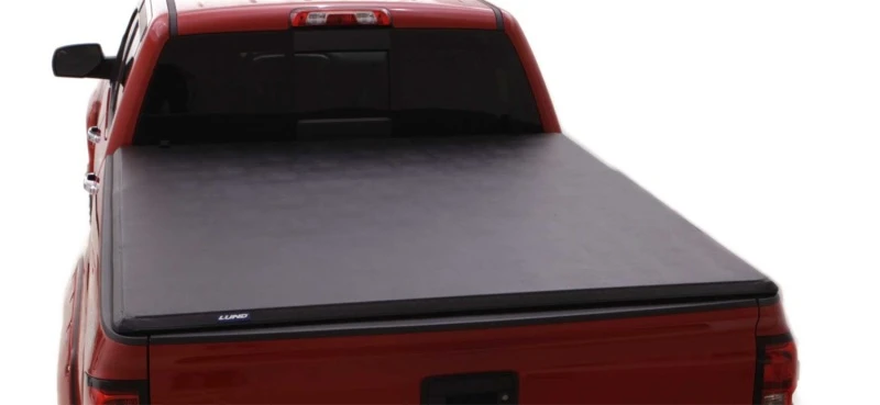 Lund 19-23 Dodge Ram 1500 5,7ft Bett (ohne RamBox) Hartfalt-Tonneau Lund - Schwarz