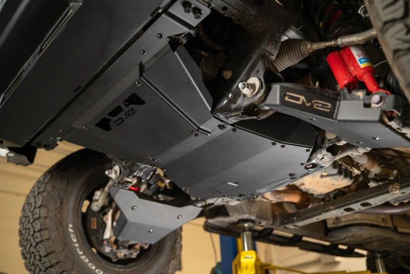 DV8 Offroad Unterfahrschutzblech für 2024–2025 Toyota Tacoma & Land Cruiser