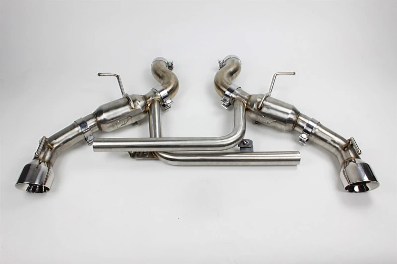 Mishimoto 2016+ Chevrolet Camaro SS Dual-Tip Pro Axle-Endschalldämpfer mit polierten Endrohren