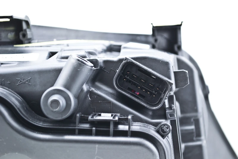 Hella 2006-2008 BMW 323i Bi-Xenon Scheinwerfer