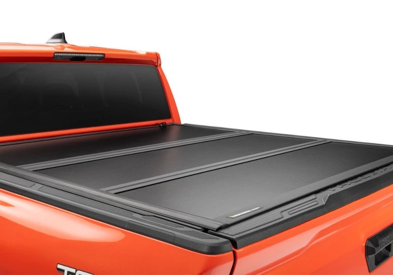Undercover Select Hard Folding Tonneau Cover für 2005–2015 Toyota Tacoma 5ft. Bed