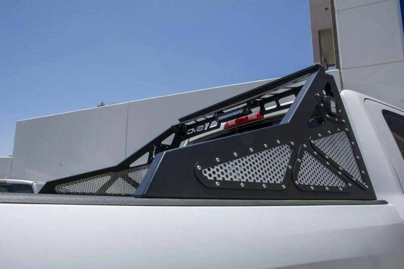 DV8 Offroad Bolt On Chase Rack für 2010–2018 Ram 2500/3500