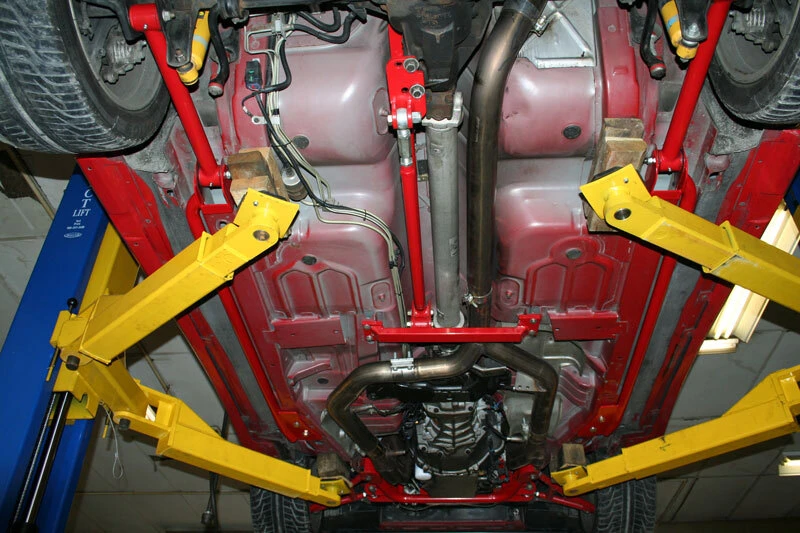 UMI Performance 93-02 GM F-Body Rohr-Unterrahmen-Verbindungsstücke Convertible Bolt In