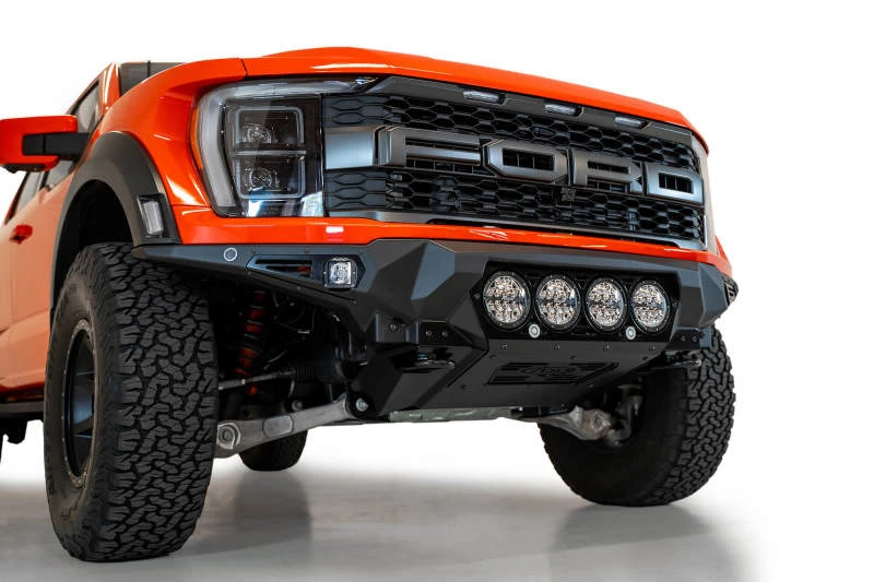 Addictive Desert Designs Bomber Front Stoßstange für 2021+ Ford Raptor mit 4 Rigid 360 6in Lichtmontagen
