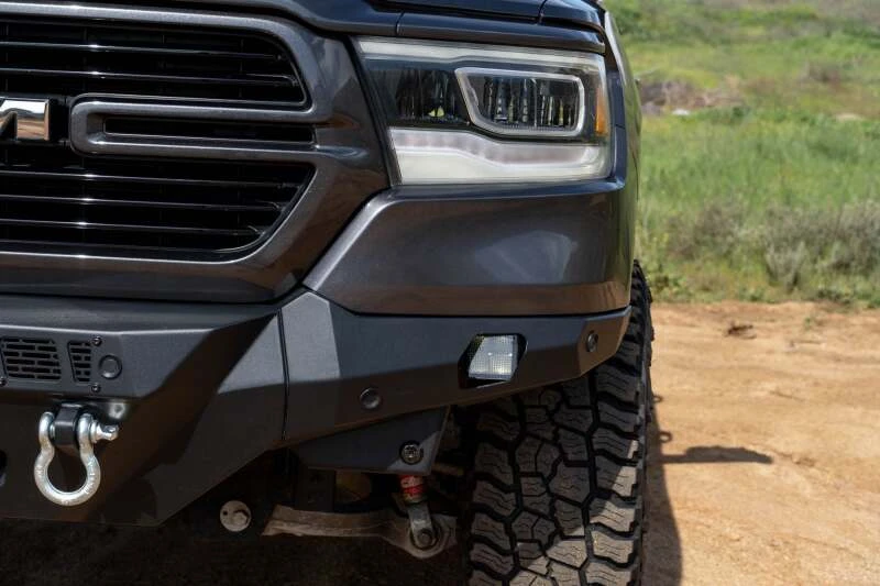 DV8 Offroad Spec Series Front Stoßstange für 2019–2023 RAM 1500