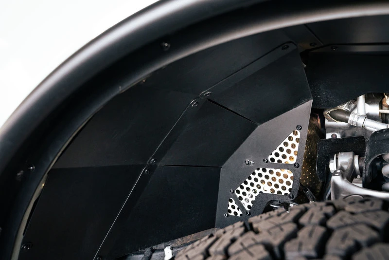 dv8-offroad_INFEND-05FB-67931b6e160fb