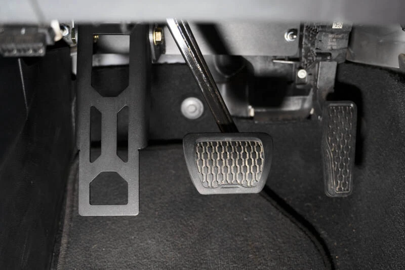 DV8 Offroad Fußrastenpedal für 2018–2020 Jeep Wrangler JL
