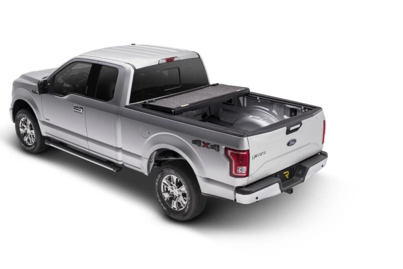 UnderCover 15-20 Ford F-150 5.5ft Ultra Flex Bed Cover - Matte Black Finish