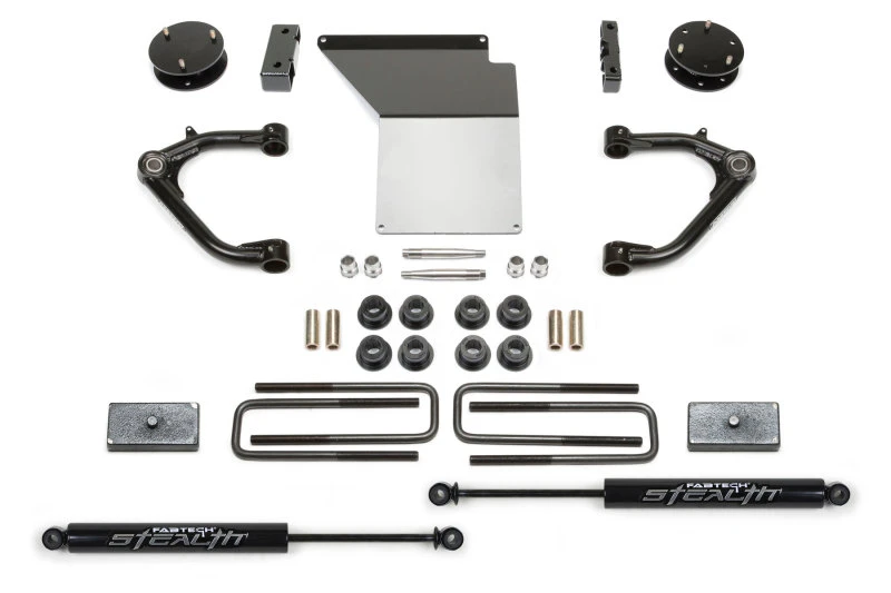 Fabtech 14-18 GM K1500 mit OE Alu UCA 4 Zoll Uniball UCA System mit hinten Stealth Stoßdämpfern