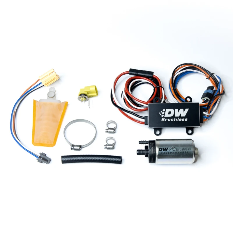 DeatschWerks DW440 440lph Bürstenloser Kraftstoffpumpen-Controller-Kit für Subaru WRX 93-07