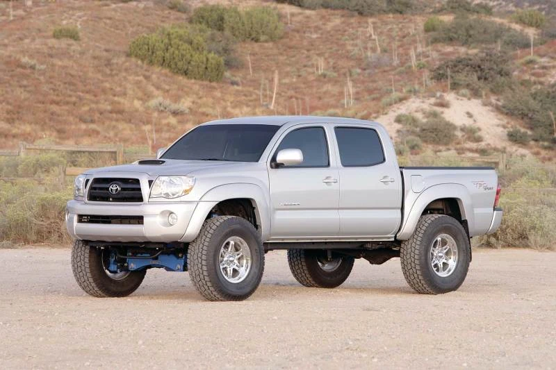 Fabtech 05-14 Toyota Tacoma 4WD/2WD 6-Lug-Modelle 6-Zoll-Perf-System mit Dlss 2.5 C/Os & Rr Dlss