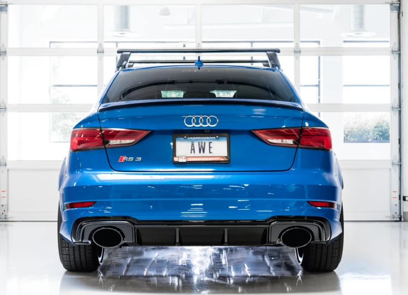 AWE Tuning 17-19 Audi RS3 8V SwitchPath Auspuff mit Diamantschwarz RS-Stil Spitzen