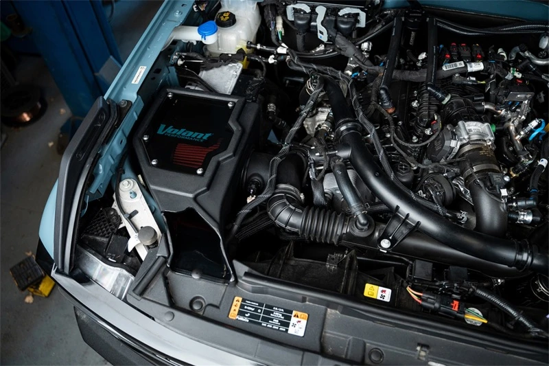 Volant 21-22 Ford Bronco 2.7L Geschlossene Box-Luftansaugung mit DryTech 3D Trockenfilter