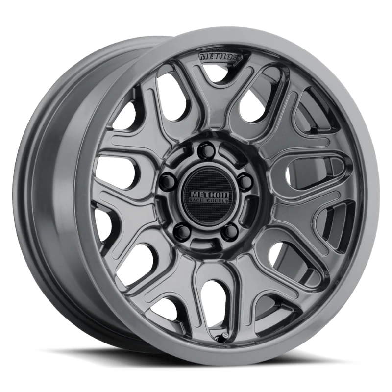 Method MR322 18x9 8x6.5 BP 18ET 130.81mm CB Gloss Titanium Felge