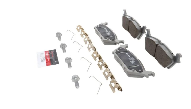 Brembo OE Hinterer PRIME Keramikbremsbelag für 2023 Ford Expedition/21-22 F-150