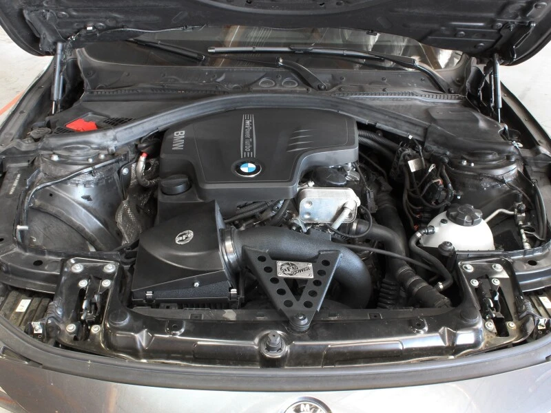 aFe MagnumFORCE Luftansaugsystem Abdeckung 12-15 BMW 328i (F30) L4 3,0L (t) N20