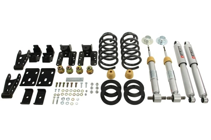 Belltech Tieferlegungskit 14-17 Chevy Silverado/Sierra 1-2 Zoll Vorne/4 Zoll Hinten mit Street-Performance-Stoßdämpfern