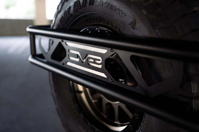DV8 Offroad Heckklappenverstärkung & Ersatzradhalter für 21-23 Ford Bronco