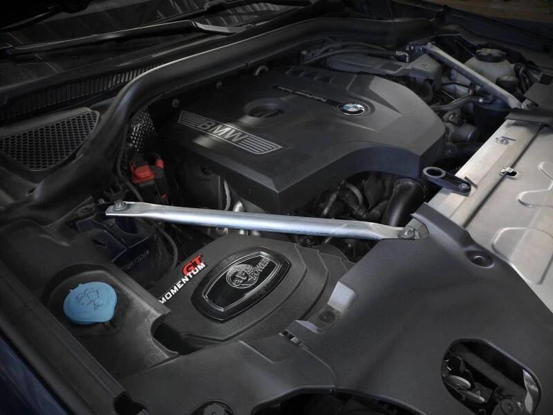 aFe Momentum GT Kaltluft-Ansaugsystem mit Pro Dry S-Filter 17-21 BMW 530 L4-2.0L