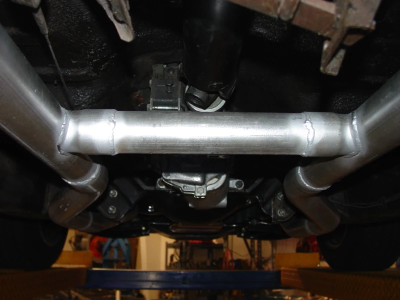 Flowmaster 55-57 Chevrolet 2.5in. American Thunder SS Crossmember-Back Exhaust System