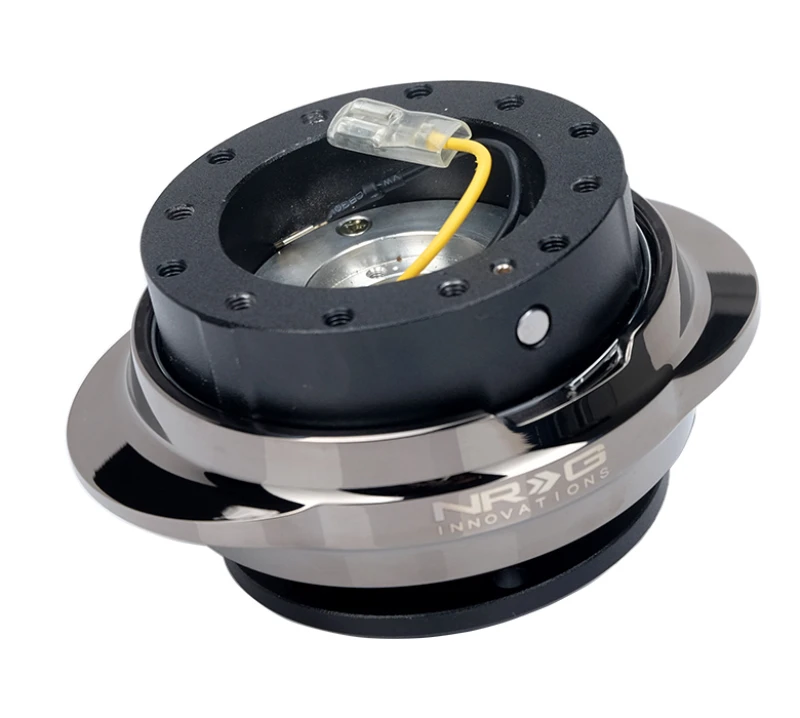 NRG Quick Release Kit – Schwarzes Gehäuse / Schwarz Chrom Ovalring