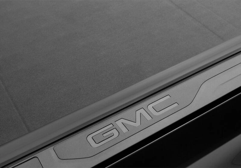 Extang Xceed Tonneau Cover für 2020–2023 Chevy/GMC Silverado/Sierra 2500HD/3500HD 6ft. 9in. ohne Seitenboxen