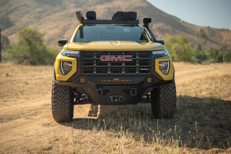 DV8 Offroad Spec Series Frontstoßstange für 2023–2025 GMC Canyon