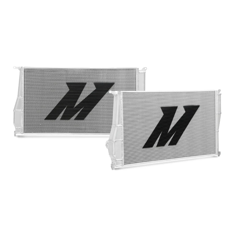 Mishimoto 2006-2013 BMW 335i/135i (Manuell) Leistungs-Aluminiumkühler