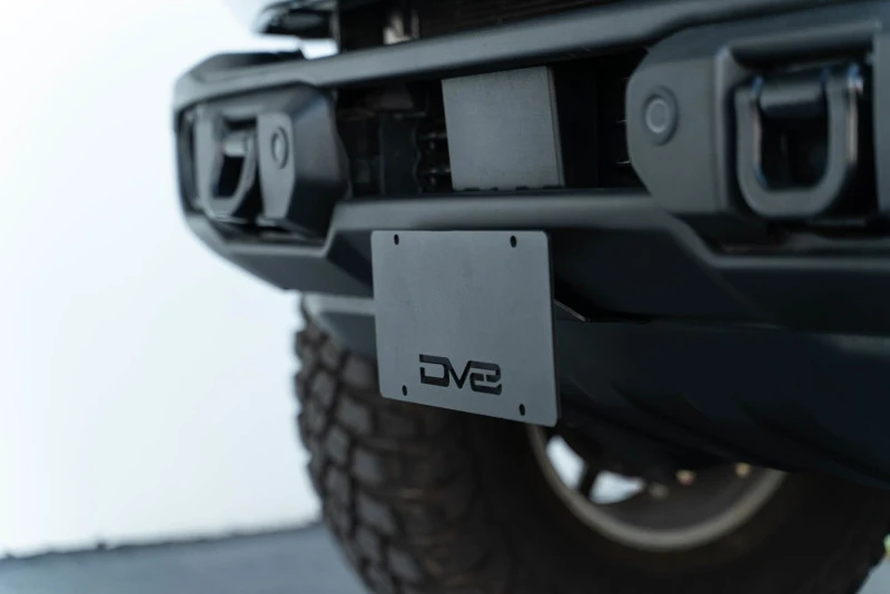 DV8 Offroad Front License Plate Mount für 21-23 Ford Bronco Capable Bumper