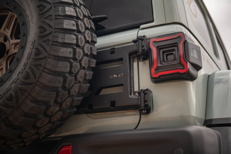 DV8 Offroad Spare Tire Carrier für 2018–2025 Jeep Wrangler JL