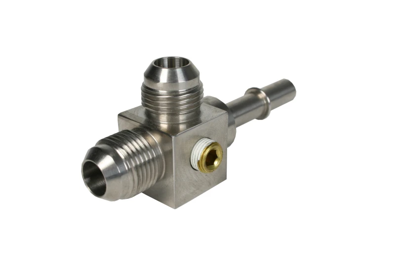 Aeromotive 3/8-Männliches Quick-Connect-T-Stück