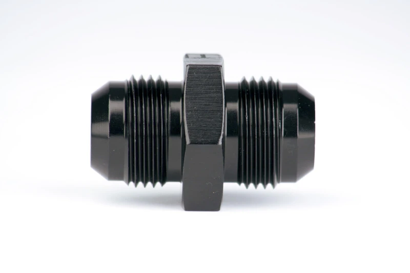 Aeromotive AN -12 / AN -12 männliche Flare-Union-Passstück